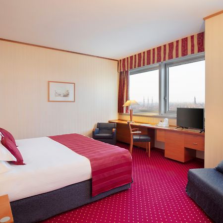 Crowne Plaza Milan Linate By Ihg Hotel San Donato Milanese Luaran gambar
