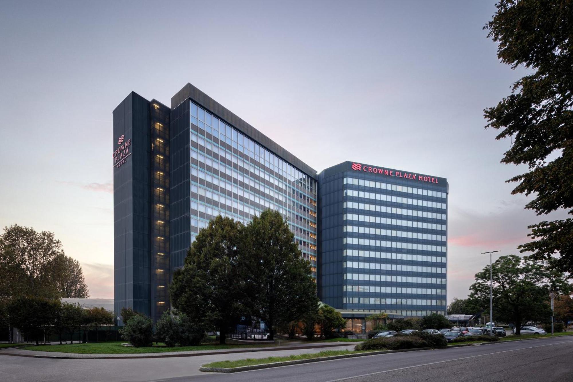 Crowne Plaza Milan Linate By Ihg Hotel San Donato Milanese Luaran gambar