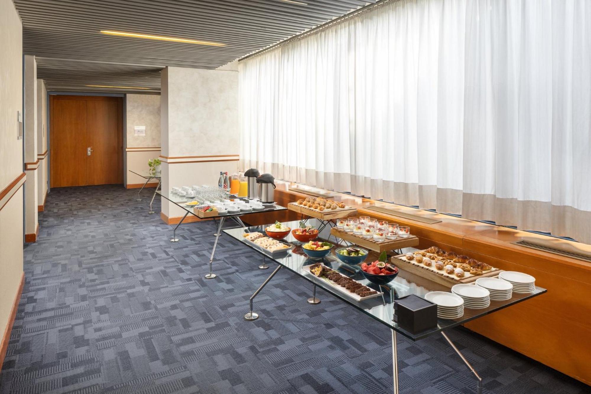 Crowne Plaza Milan Linate By Ihg Hotel San Donato Milanese Luaran gambar