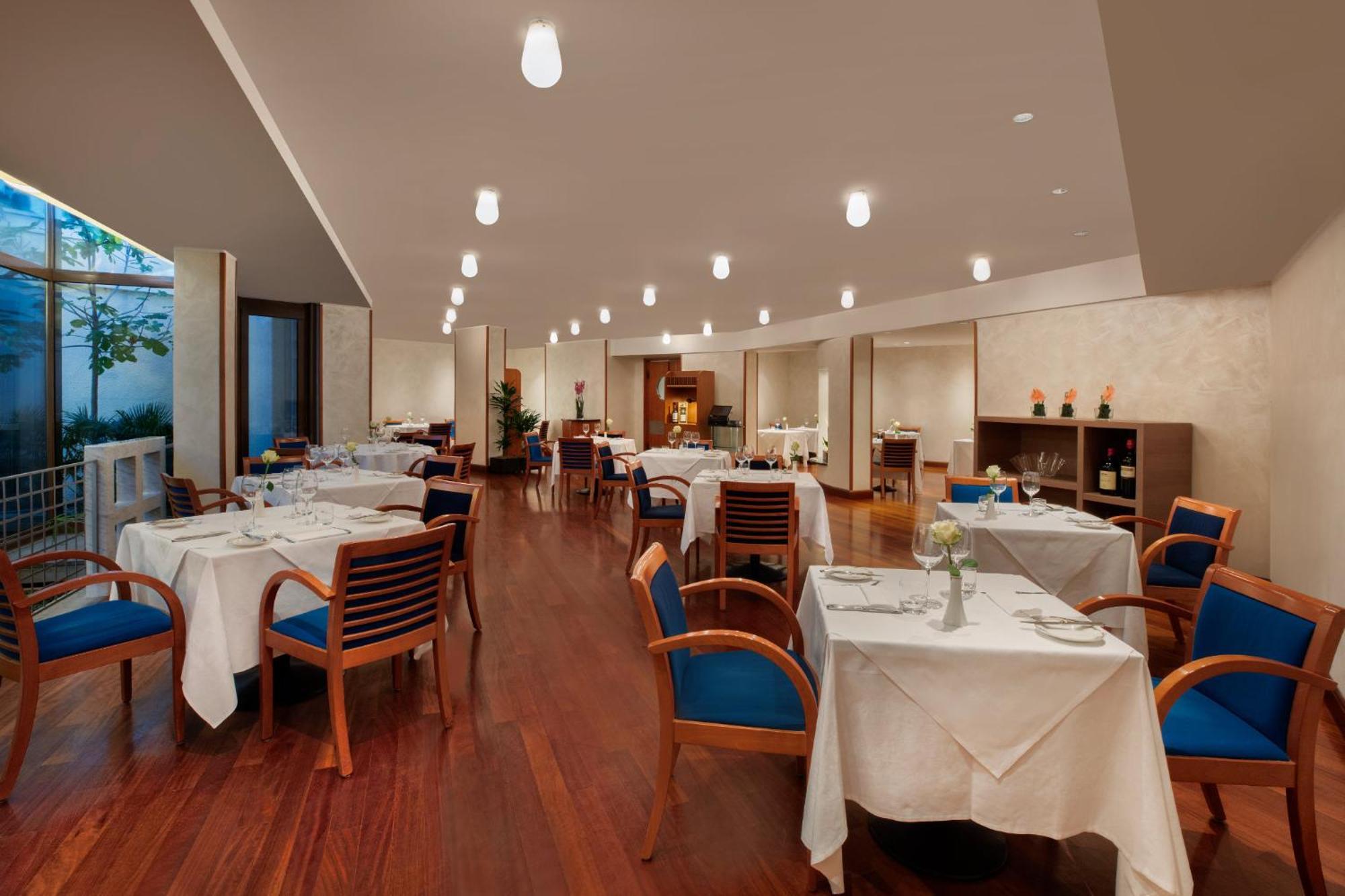 Crowne Plaza Milan Linate By Ihg Hotel San Donato Milanese Luaran gambar