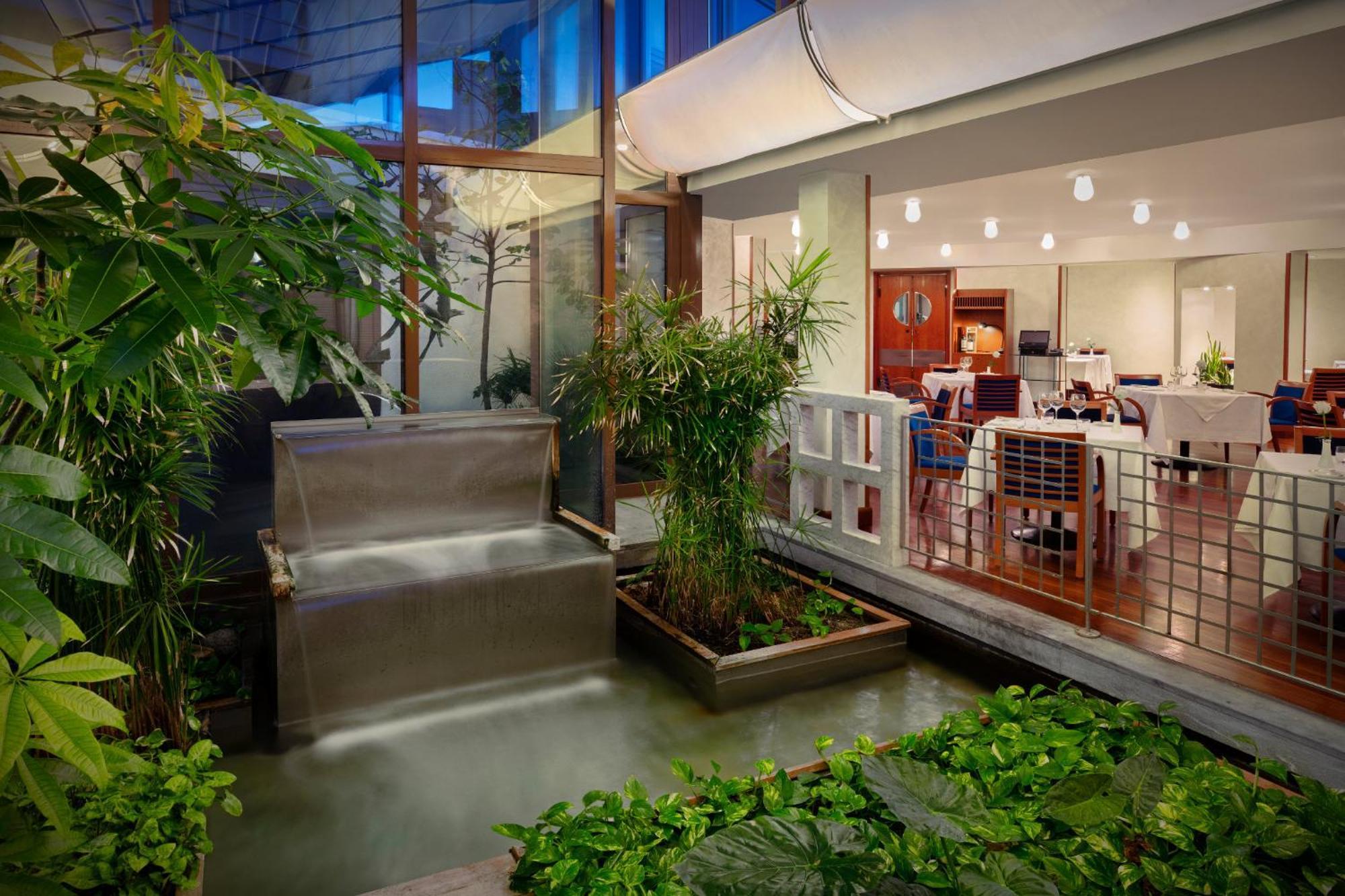 Crowne Plaza Milan Linate By Ihg Hotel San Donato Milanese Luaran gambar